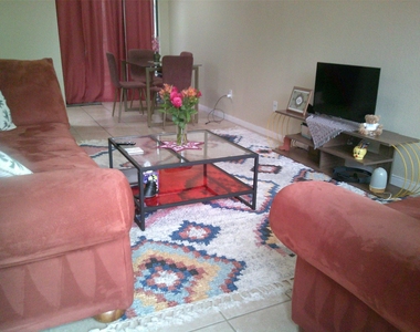 1015 E Yager Ln E - Photo Thumbnail 2