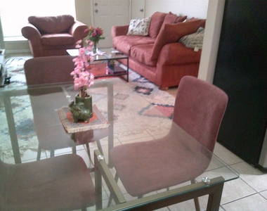 1015 E Yager Ln E - Photo Thumbnail 8