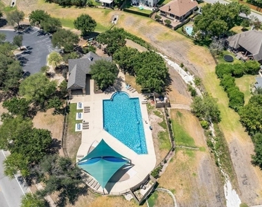 709 Rusk Rd - Photo Thumbnail 27