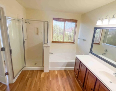 709 Rusk Rd - Photo Thumbnail 13