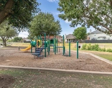 709 Rusk Rd - Photo Thumbnail 26