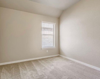 108 Wallin Farms Dr - Photo Thumbnail 22