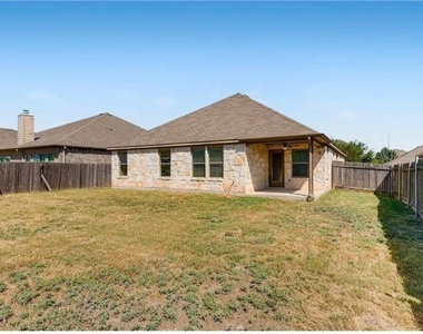 108 Wallin Farms Dr - Photo Thumbnail 23