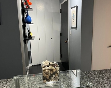 10 E Ontario Street - Photo Thumbnail 13