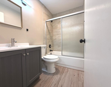 750 Roosevelt Road - Photo Thumbnail 9