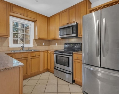 1101 Collier Road Nw - Photo Thumbnail 2