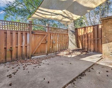 1101 Collier Road Nw - Photo Thumbnail 13