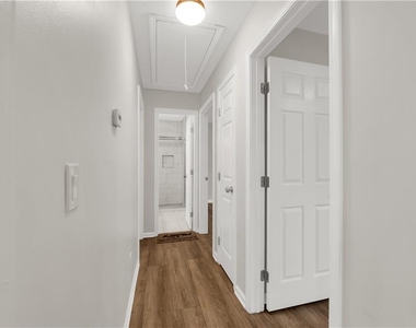 5722 Port Drive - Photo Thumbnail 15