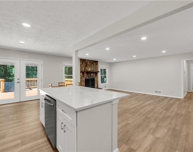 5722 Port Drive - Photo Thumbnail 25