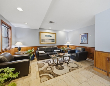 6030 N Sheridan Road - Photo Thumbnail 1