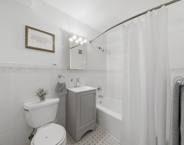 6030 N Sheridan Road - Photo Thumbnail 10
