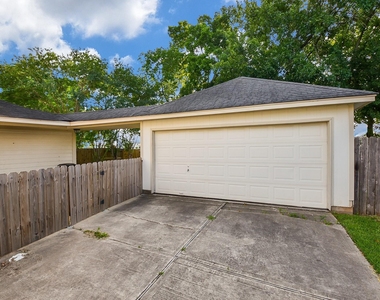 3935 Carters Lake Drive - Photo Thumbnail 27
