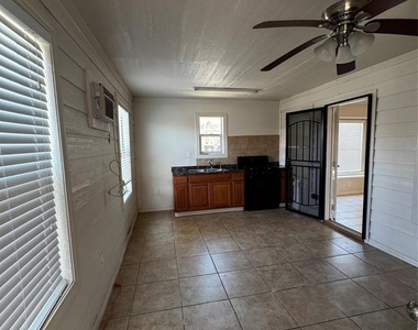 9311 Camelia Crest Lane - Photo Thumbnail 12