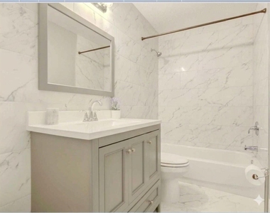 5810 Wildfire Street - Photo Thumbnail 6