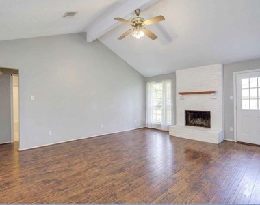 5810 Wildfire Street - Photo Thumbnail 2