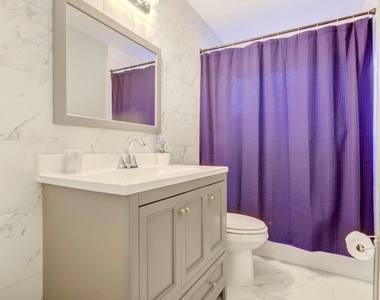 5810 Wildfire Street - Photo Thumbnail 7
