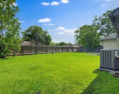 5810 Wildfire Street - Photo Thumbnail 9