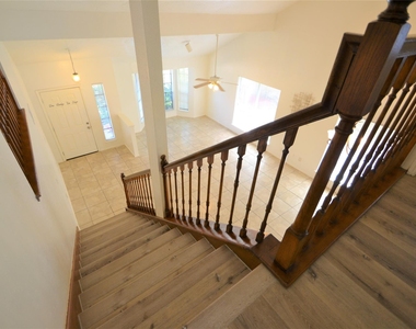 12410 Meadow Briar Drive - Photo Thumbnail 20