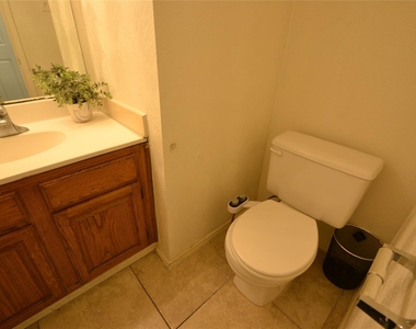 12410 Meadow Briar Drive - Photo Thumbnail 32