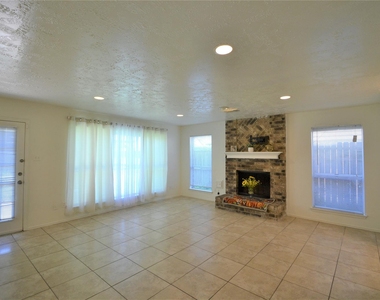 12410 Meadow Briar Drive - Photo Thumbnail 28