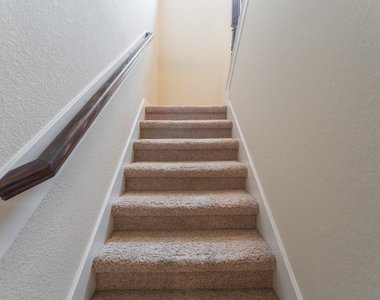 139 S Rocky Point Cir - Photo Thumbnail 35