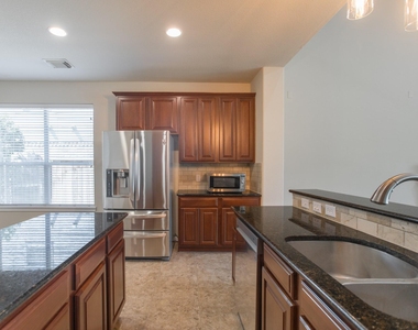 139 S Rocky Point Cir - Photo Thumbnail 14