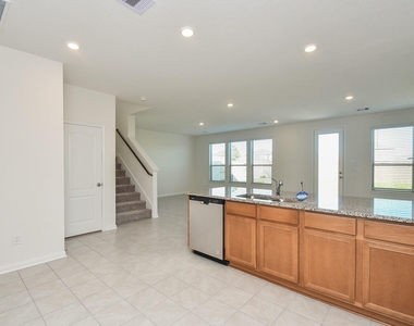 8138 Leisure Point Drive - Photo Thumbnail 17