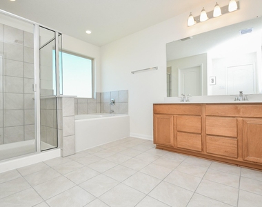 8138 Leisure Point Drive - Photo Thumbnail 29
