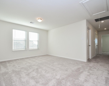 8138 Leisure Point Drive - Photo Thumbnail 23