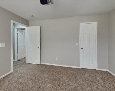 16303 Hickory Point Road - Photo Thumbnail 15
