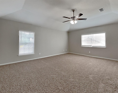 16303 Hickory Point Road - Photo Thumbnail 6