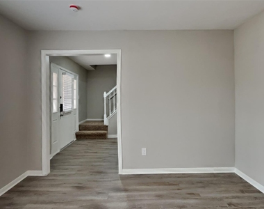 16303 Hickory Point Road - Photo Thumbnail 1