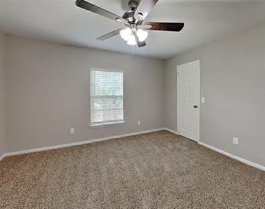 16303 Hickory Point Road - Photo Thumbnail 12