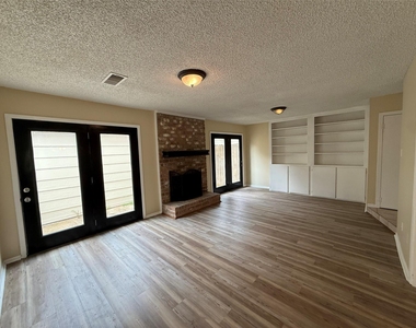 17149 Beaver Springs Drive - Photo Thumbnail 5