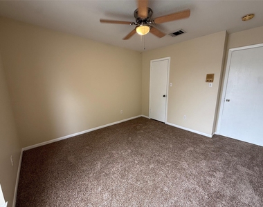 17149 Beaver Springs Drive - Photo Thumbnail 19