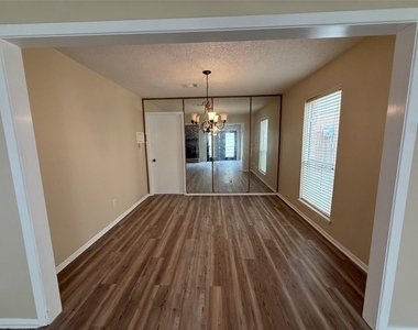 17149 Beaver Springs Drive - Photo Thumbnail 7