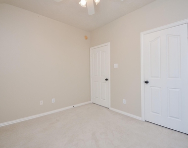 3011 Nickleby Court - Photo Thumbnail 39