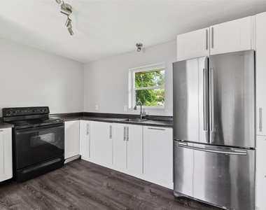 6832 Ave I - Photo Thumbnail 12
