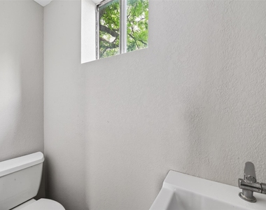6832 Ave I - Photo Thumbnail 7