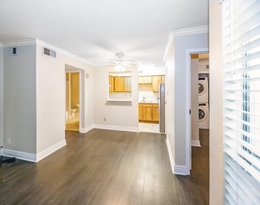 18511 Egret Bay Boulevard - Photo Thumbnail 6