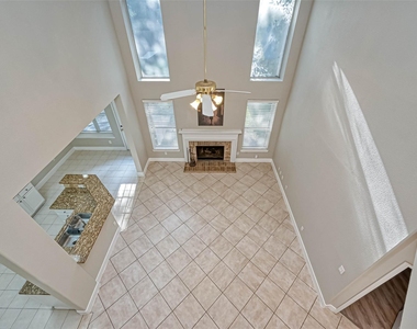 11011 Sprucedale Court - Photo Thumbnail 7