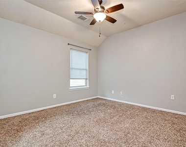 11011 Sprucedale Court - Photo Thumbnail 22
