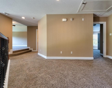 14426 Castlemaine Court - Photo Thumbnail 13