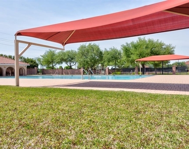 14426 Castlemaine Court - Photo Thumbnail 23