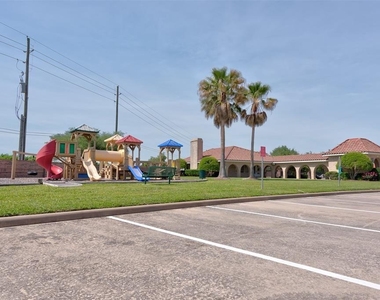 14426 Castlemaine Court - Photo Thumbnail 22