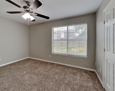 17902 Western Pass Lane - Photo Thumbnail 14