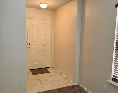 8943 Farm Ridge Lane - Photo Thumbnail 3