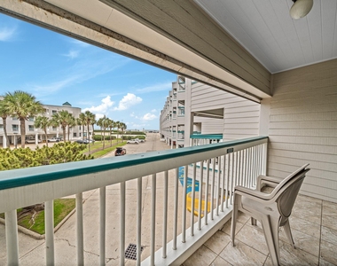 6102 Seawall Boulevard - Photo Thumbnail 24