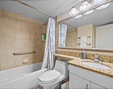 6102 Seawall Boulevard - Photo Thumbnail 14