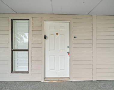 6102 Seawall Boulevard - Photo Thumbnail 5